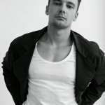 LunarEcho94, 31 год